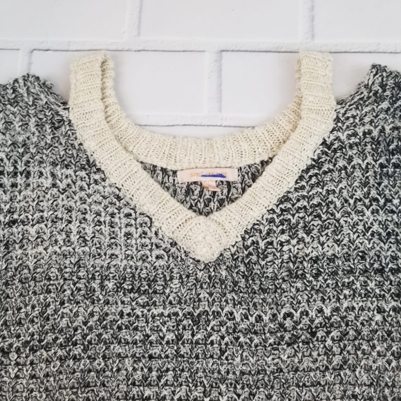 Skies Are Blue Cream/Black Cold Shoulder Sweater - Picture 3 of 6